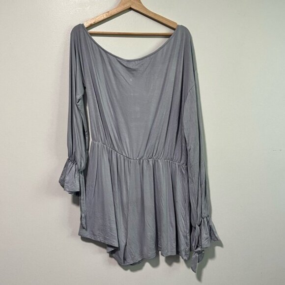 Lovers and Friends Gray Long Sleeve Tie Cuff Romper Size M NWT - Picture 2 of 15
